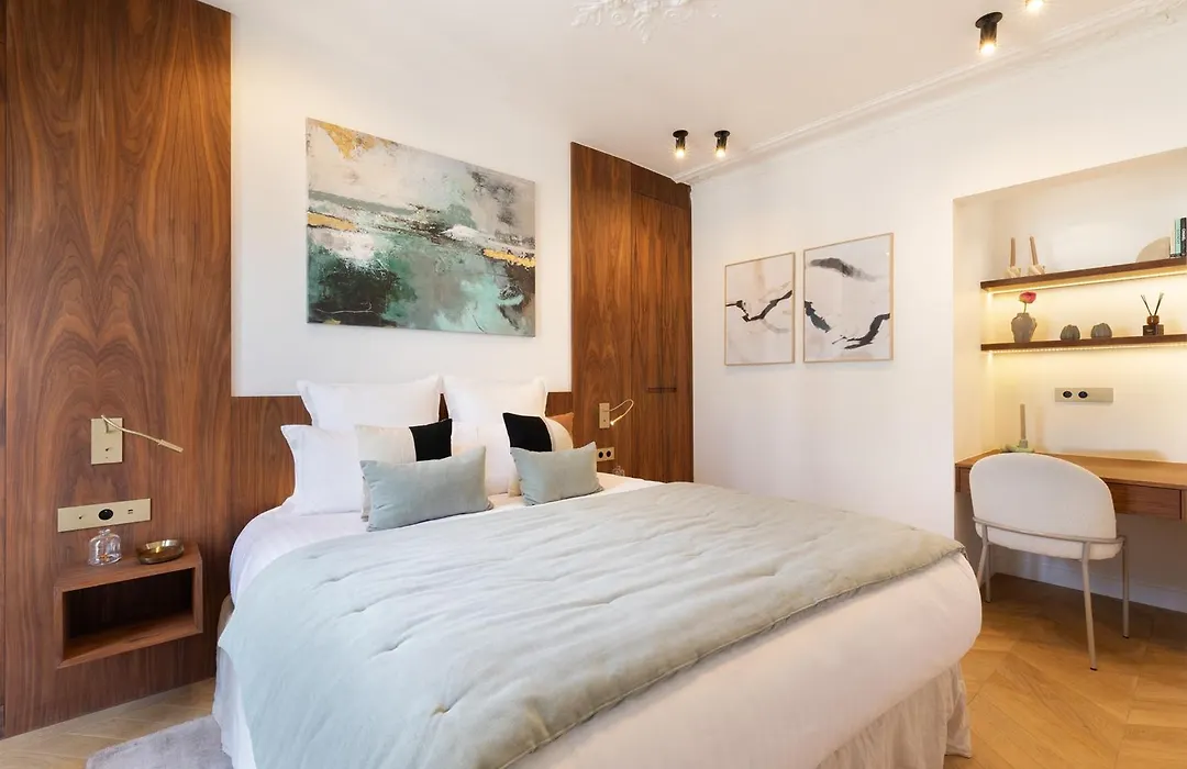 Maison Galante'S Apartments With Services In La Madeleine - Opera-1